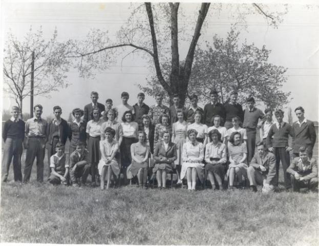 01aBlachineHighSchool1943JoyceMuriel.jpg